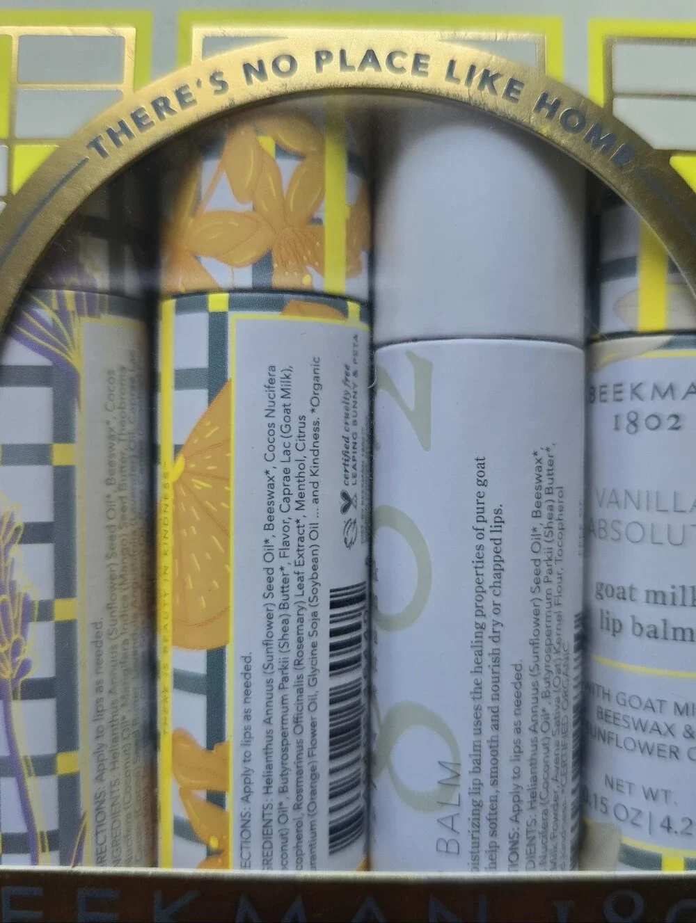 Beekman 1802 Undet The Mistletoe Lip Balm Set